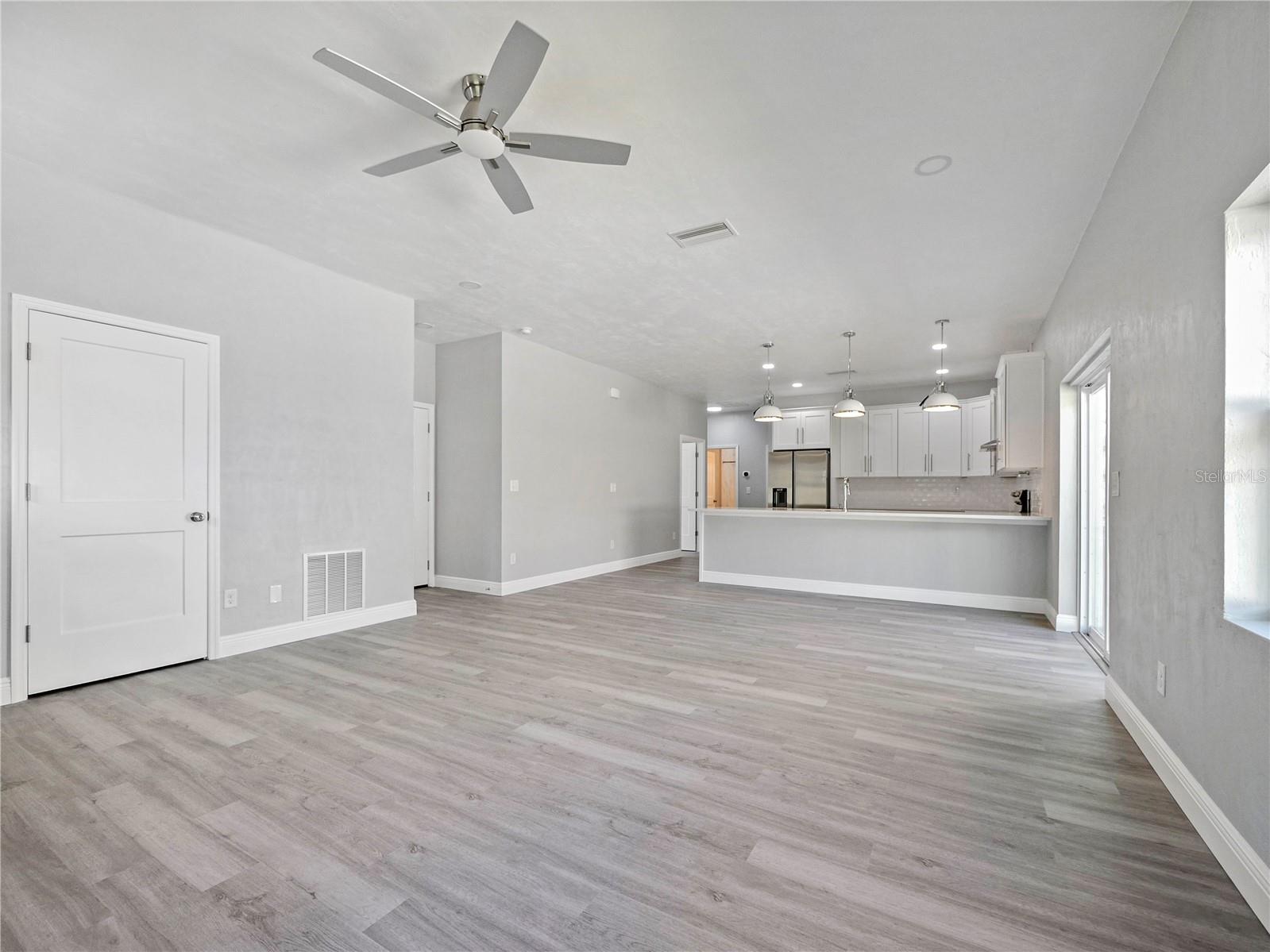 Image 2 of 38 For 444 Jefferson Street