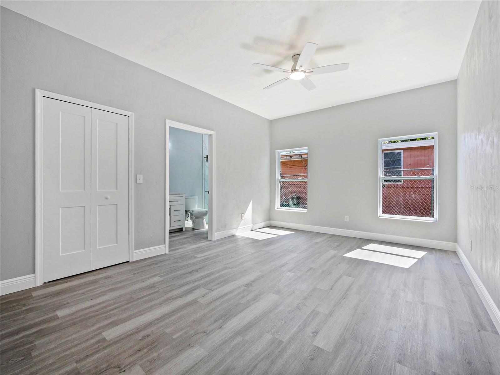 Image 26 of 38 For 444 Jefferson Street