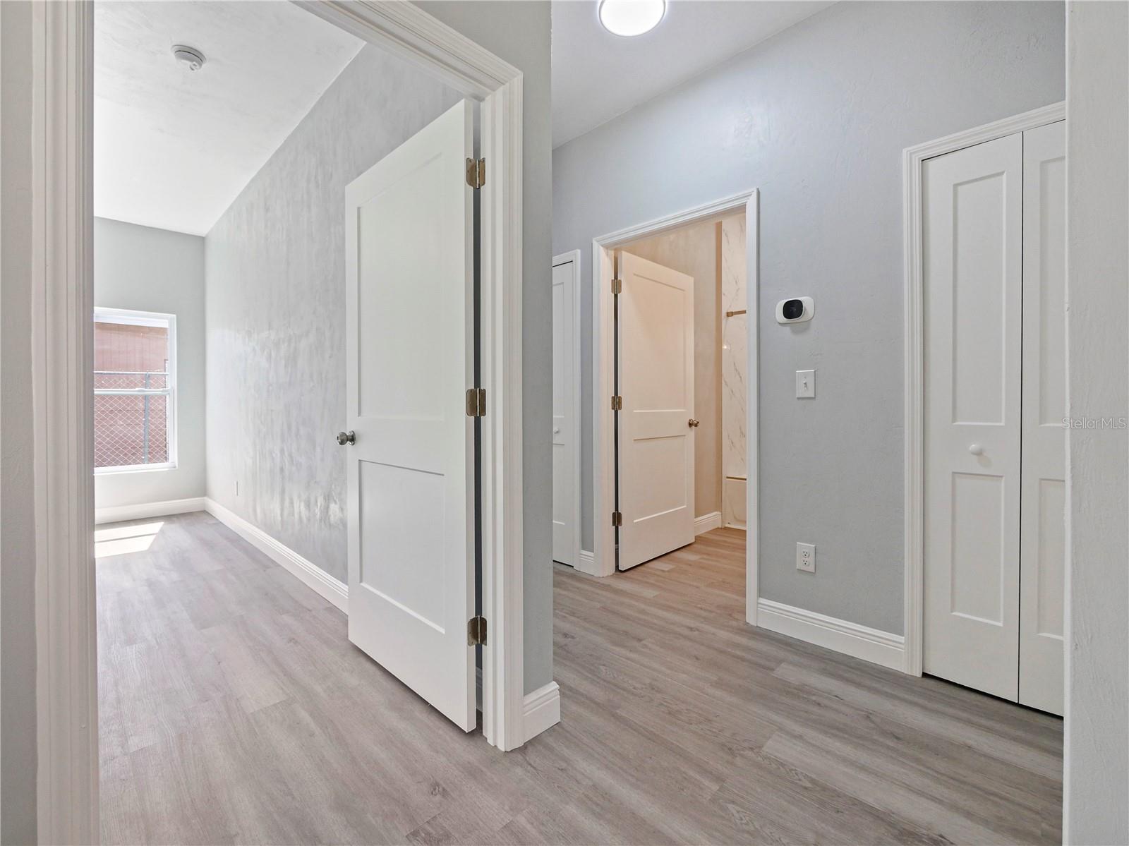 Image 28 of 38 For 444 Jefferson Street