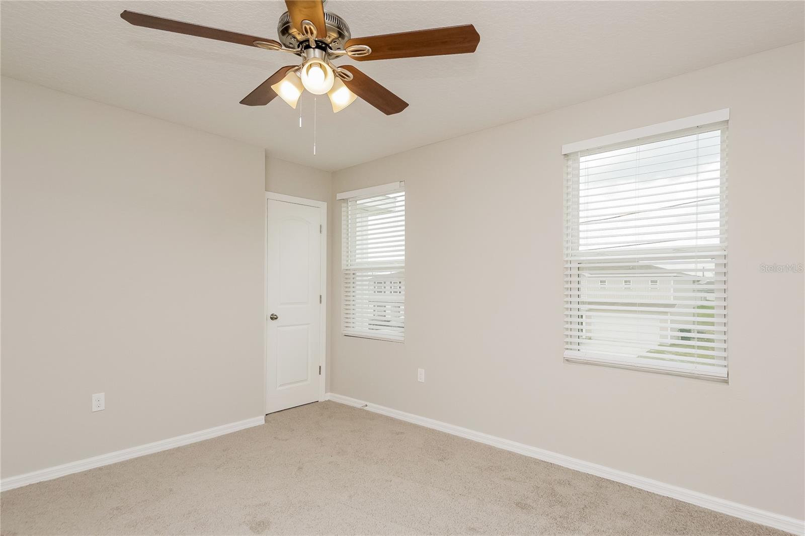 Image 12 of 17 For 318 Fern Court