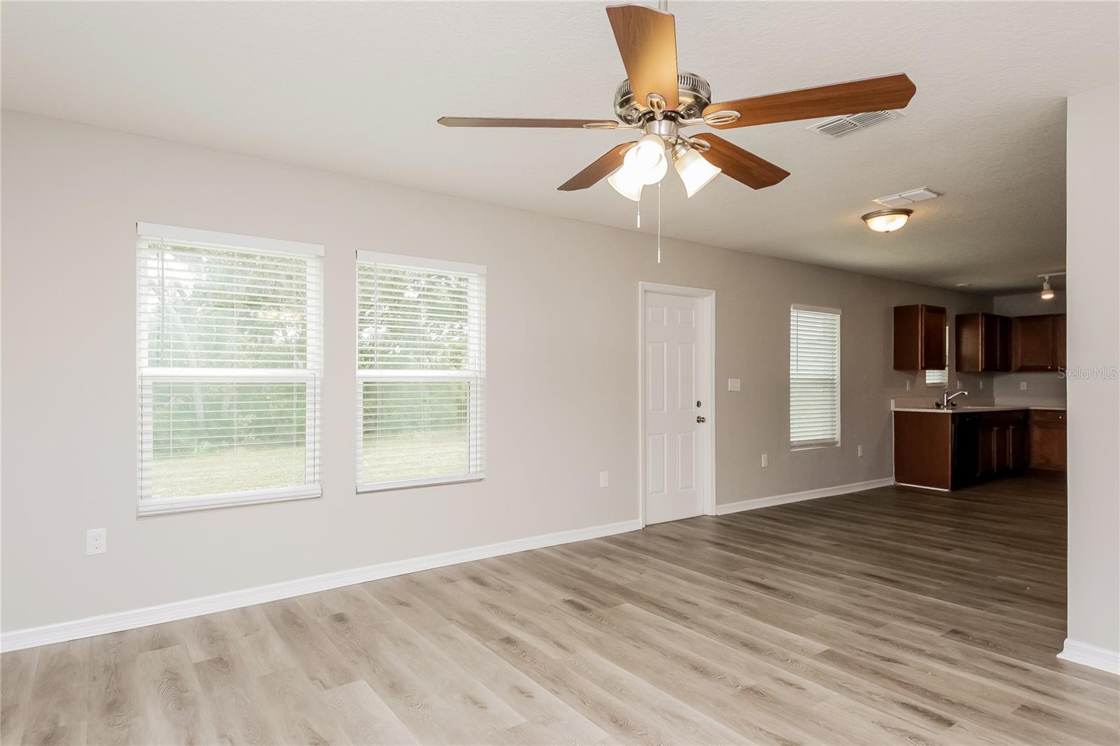 Image 4 of 17 For 318 Fern Court