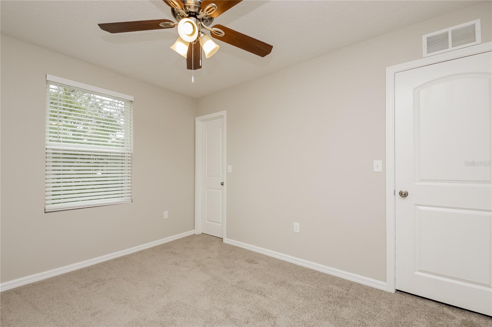 Image 7 of 17 For 318 Fern Court