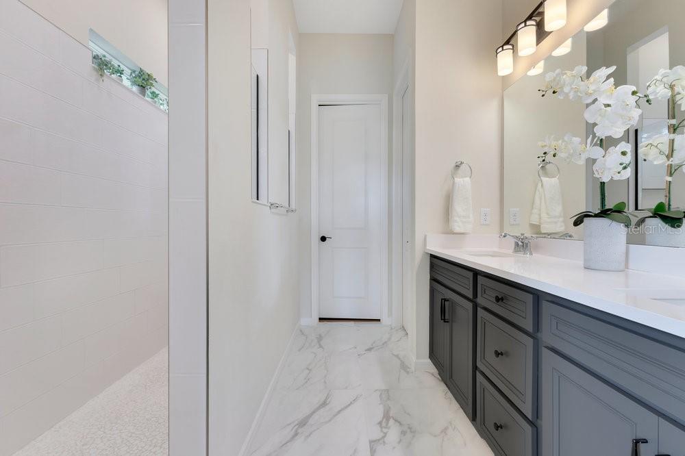 Image 20 of 65 For 13461 Panama Beach Court