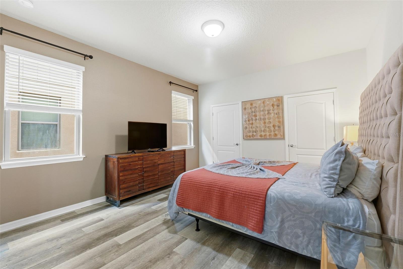 Image 18 of 51 For 8824 Bengal Court