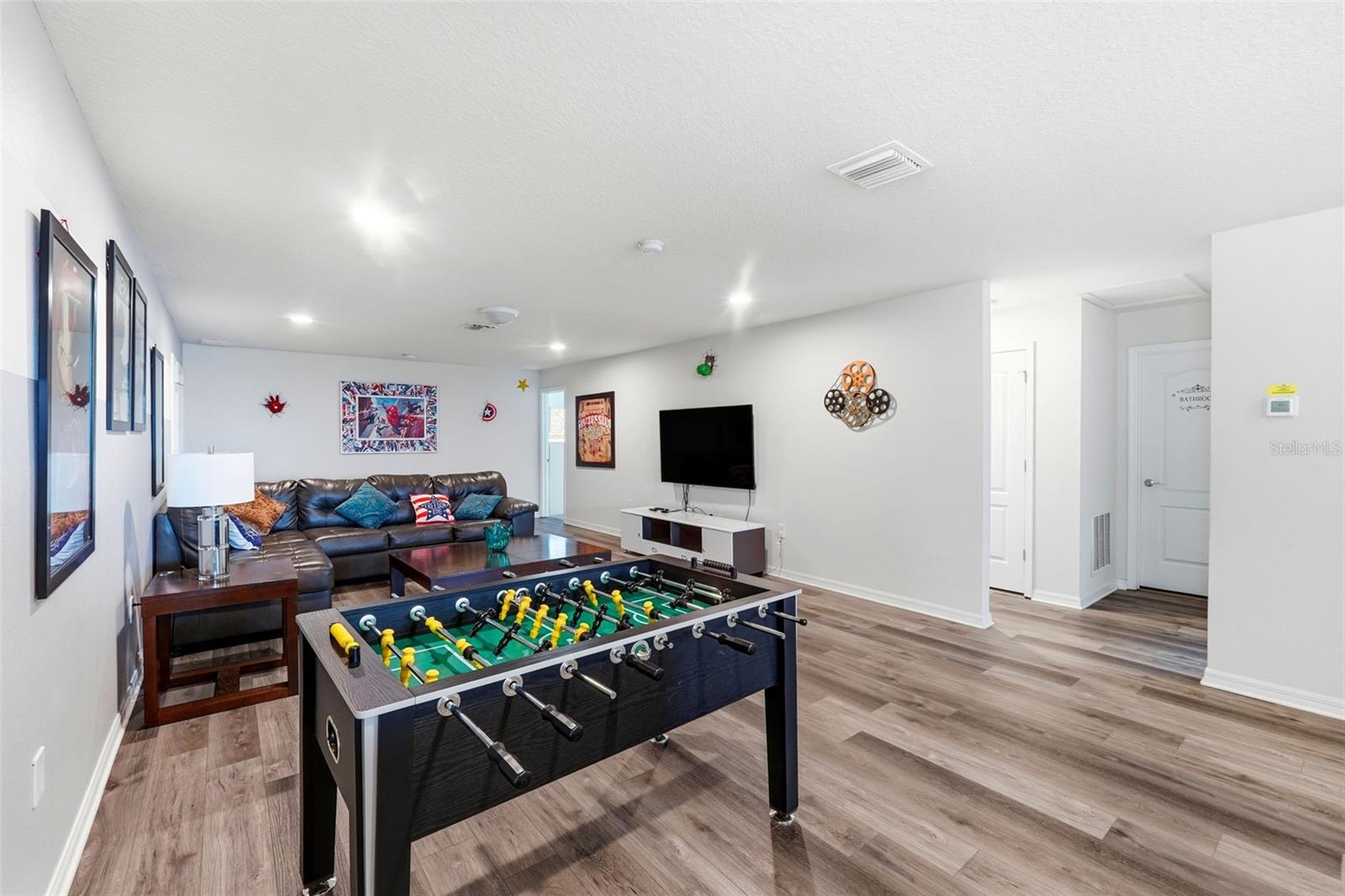 Image 22 of 51 For 8824 Bengal Court