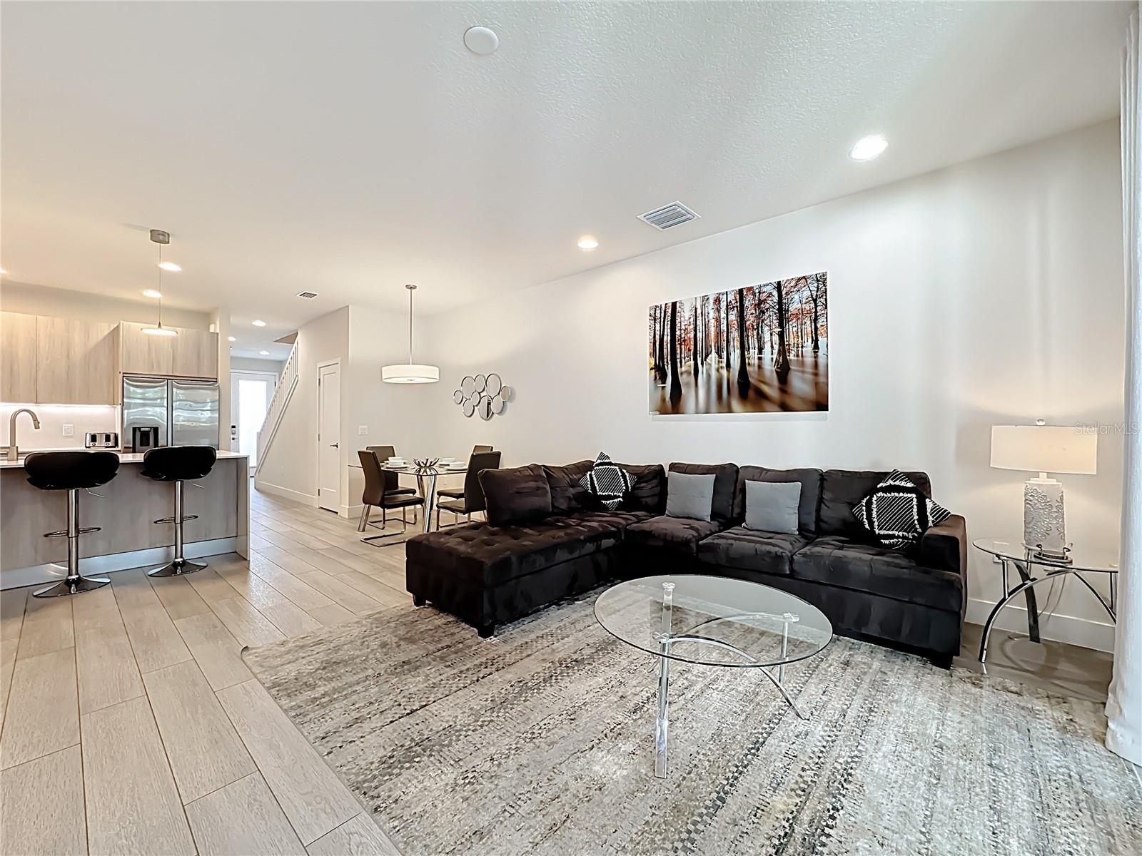 Image 18 of 51 For 17524 Hidden Forest Drive