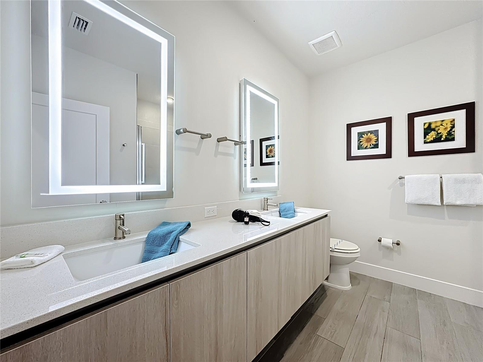 Image 22 of 51 For 17524 Hidden Forest Drive