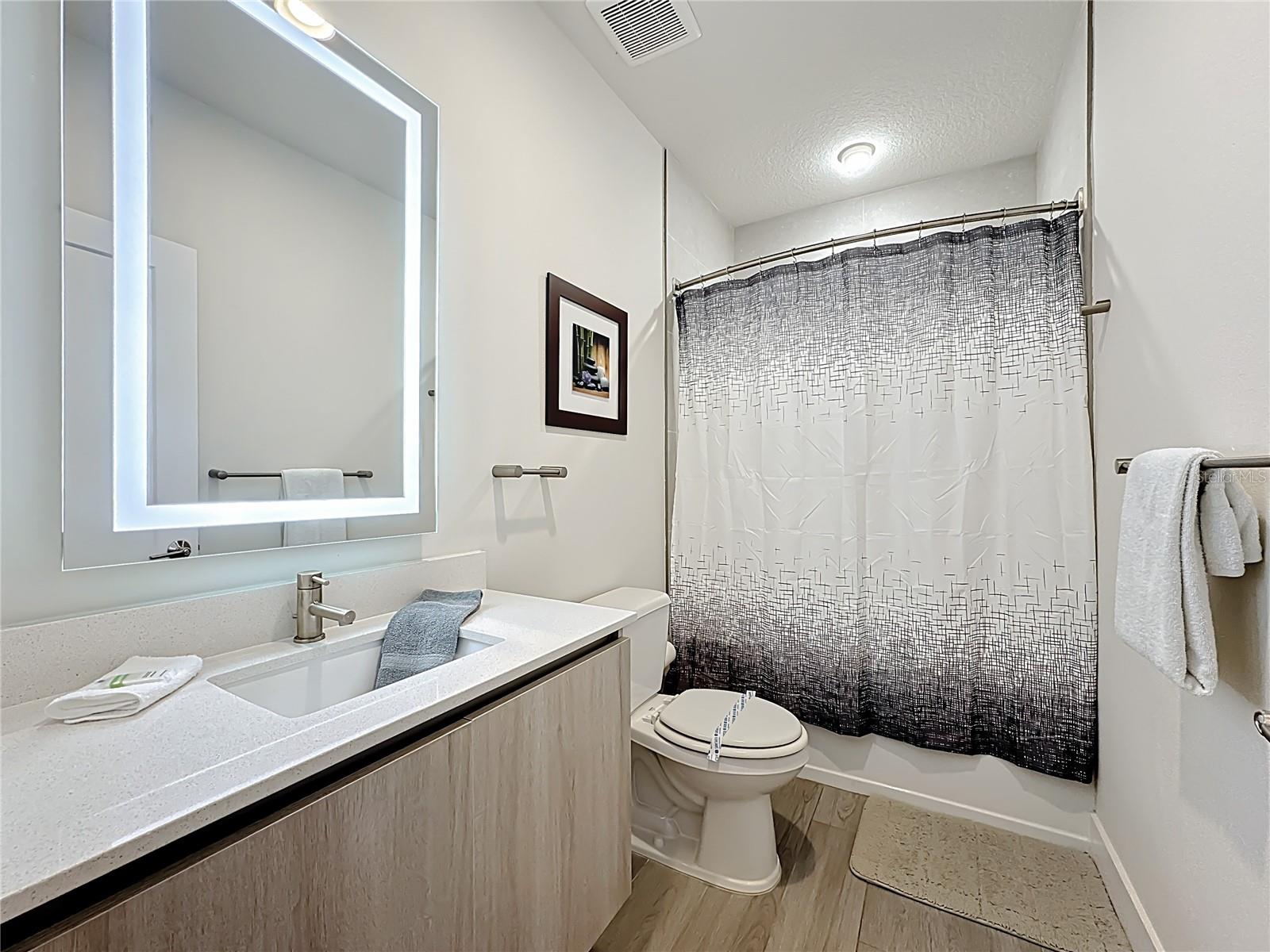 Image 32 of 51 For 17524 Hidden Forest Drive