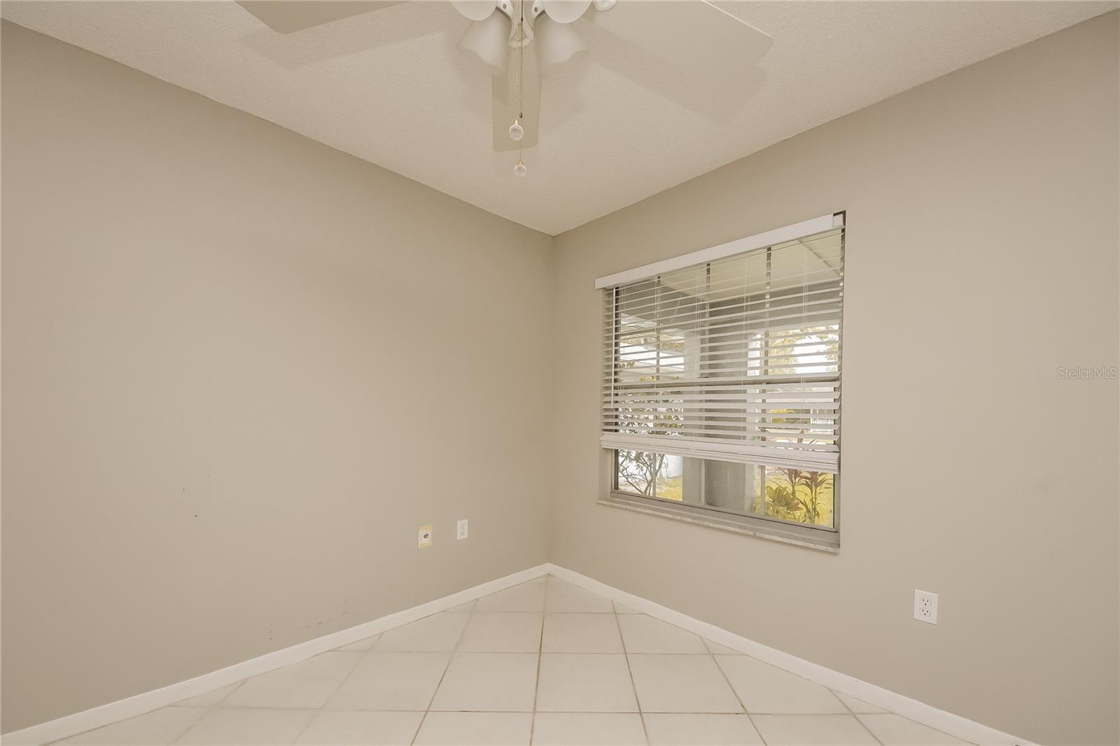 Image 11 of 16 For 4454 Sandhurst Drive