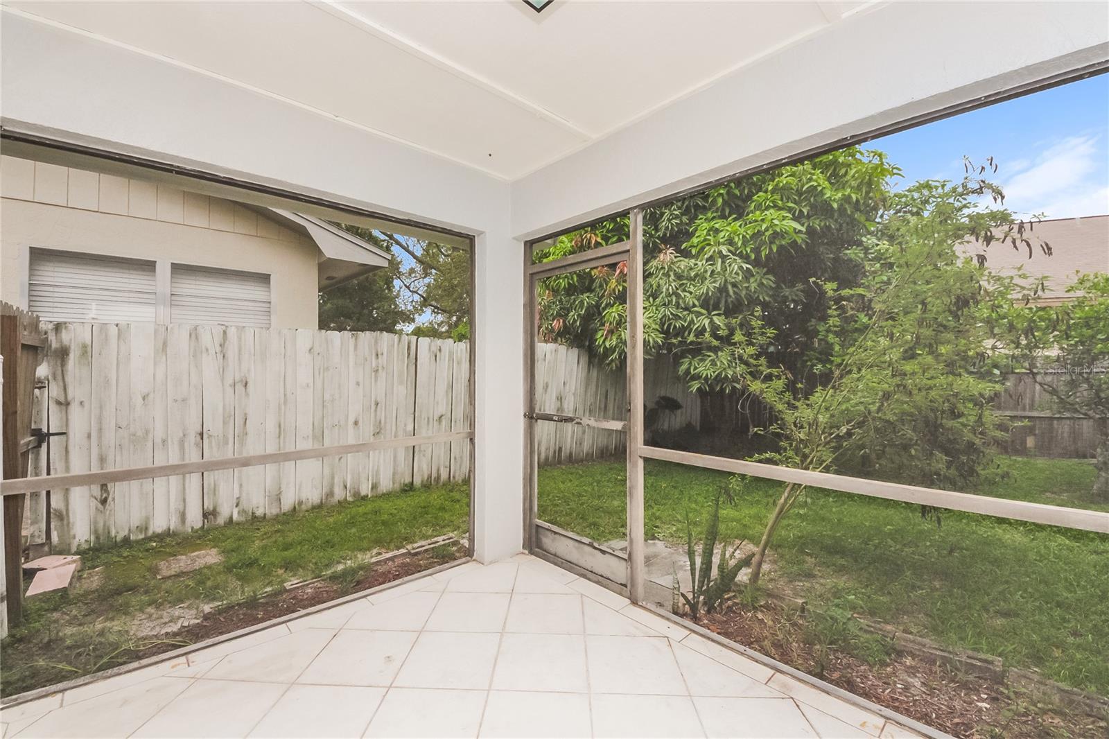 Image 13 of 16 For 4454 Sandhurst Drive