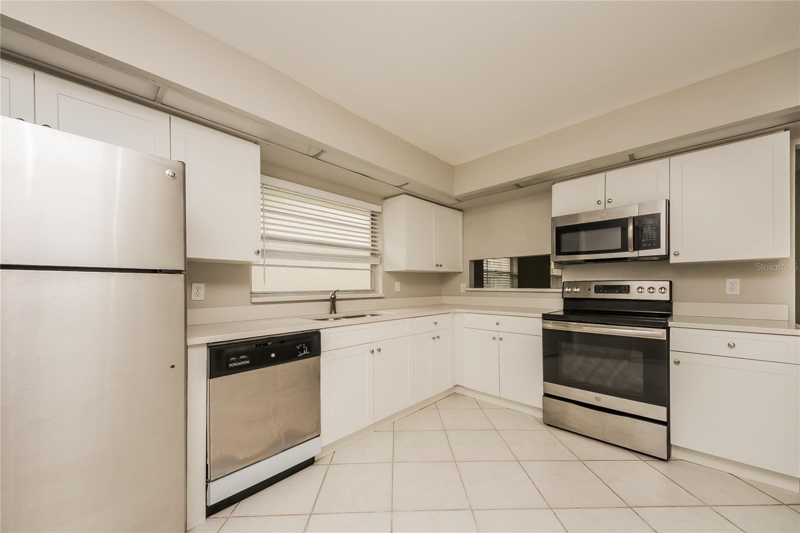 Image 6 of 16 For 4454 Sandhurst Drive