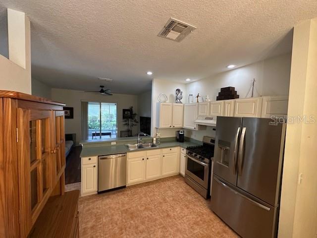 Image 3 of 10 For 12303 Hollybush Terrace