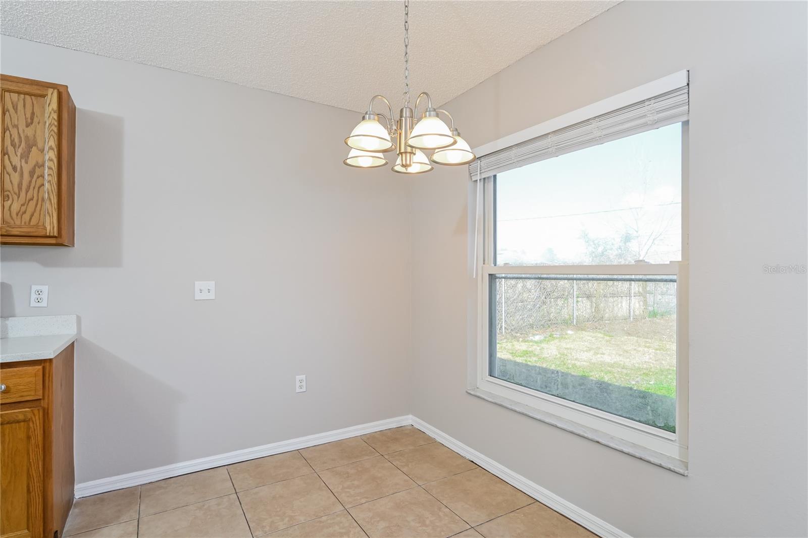 Image 5 of 16 For 2709 Covington Drive