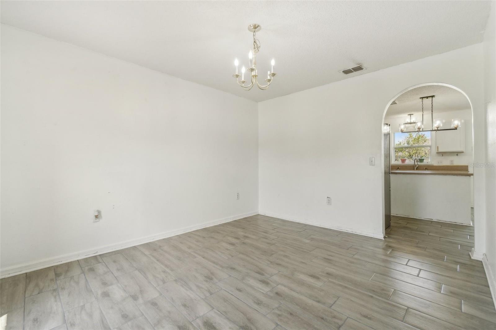 Image 15 of 51 For 4911 Daryl Court