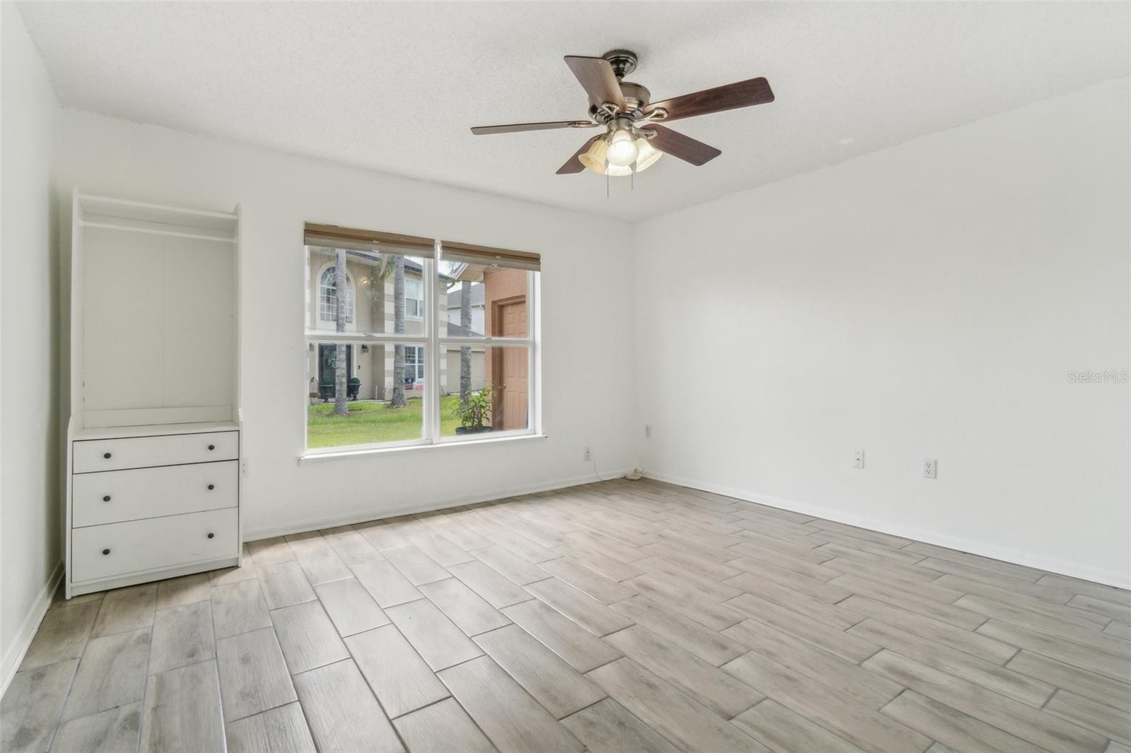 Image 16 of 51 For 4911 Daryl Court