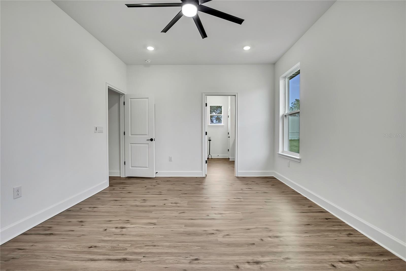Image 23 of 55 For 7073 Orinoco Road
