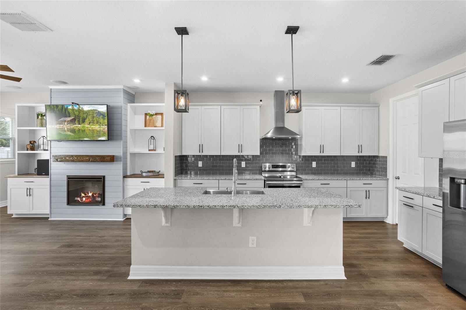 Image 11 of 60 For 3302 Stonegate Drive