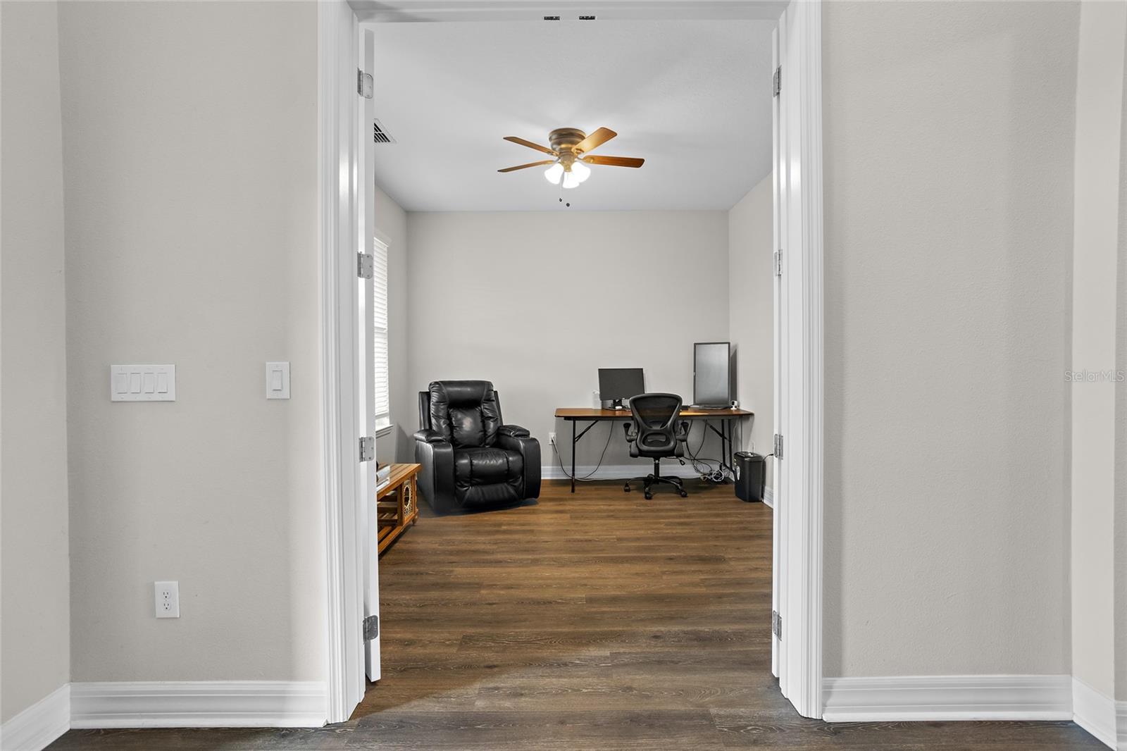 Image 18 of 60 For 3302 Stonegate Drive