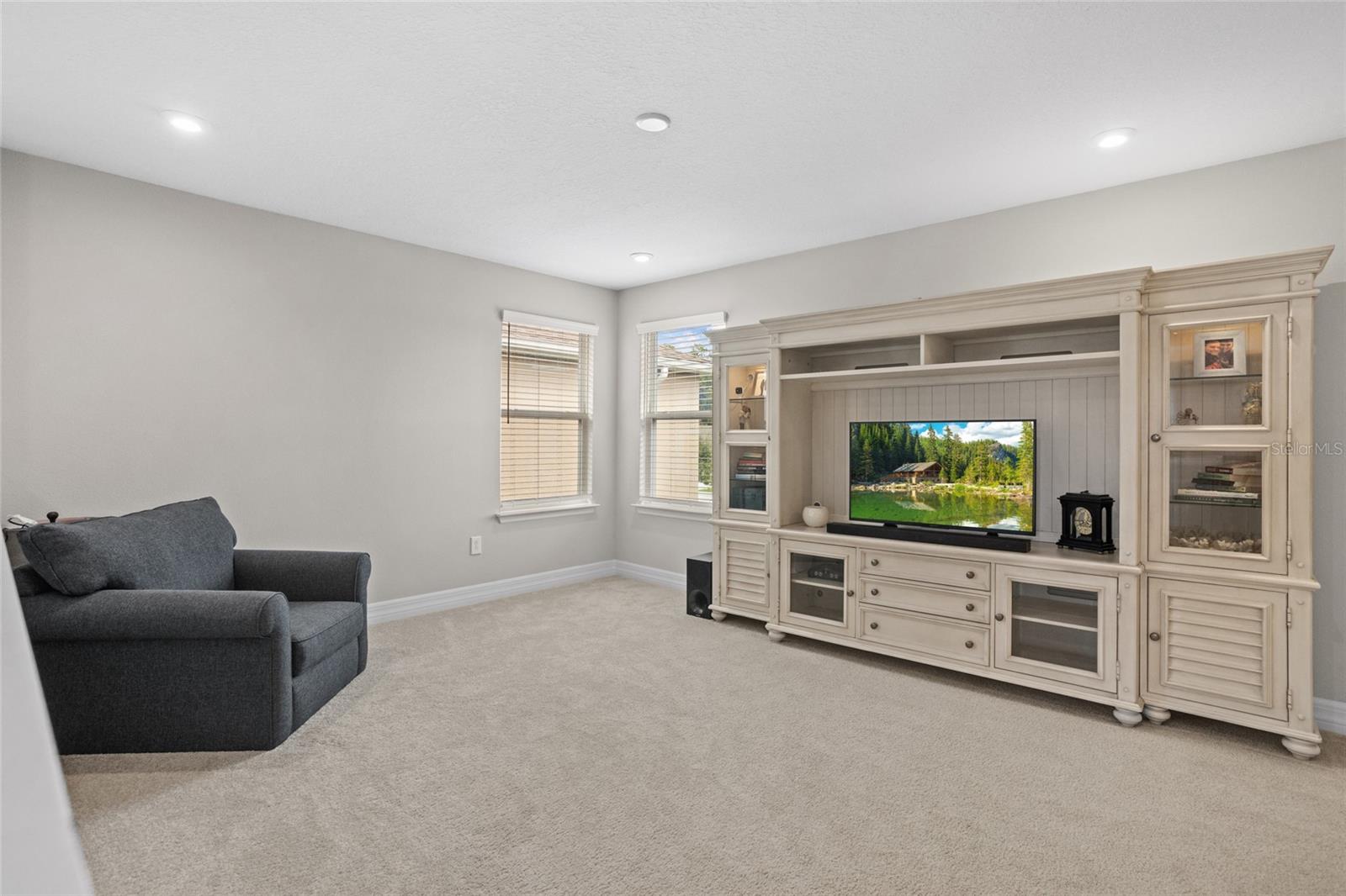 Image 23 of 60 For 3302 Stonegate Drive