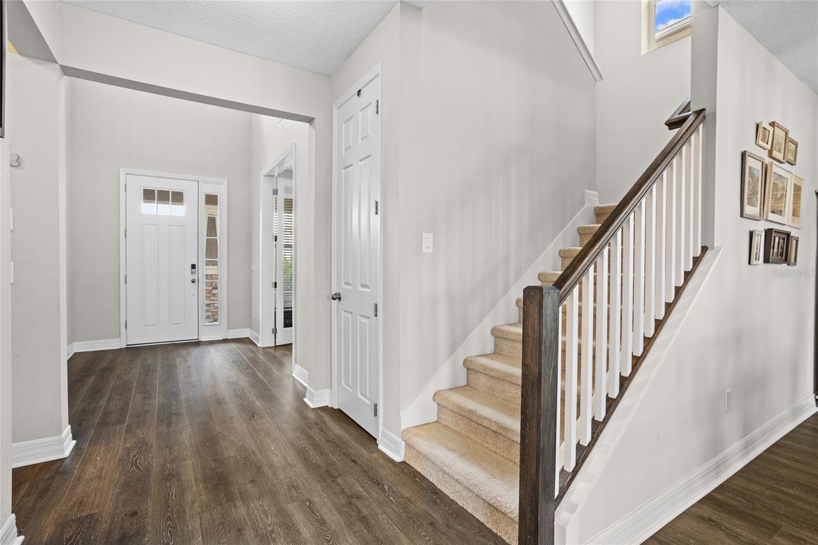 Image 9 of 60 For 3302 Stonegate Drive