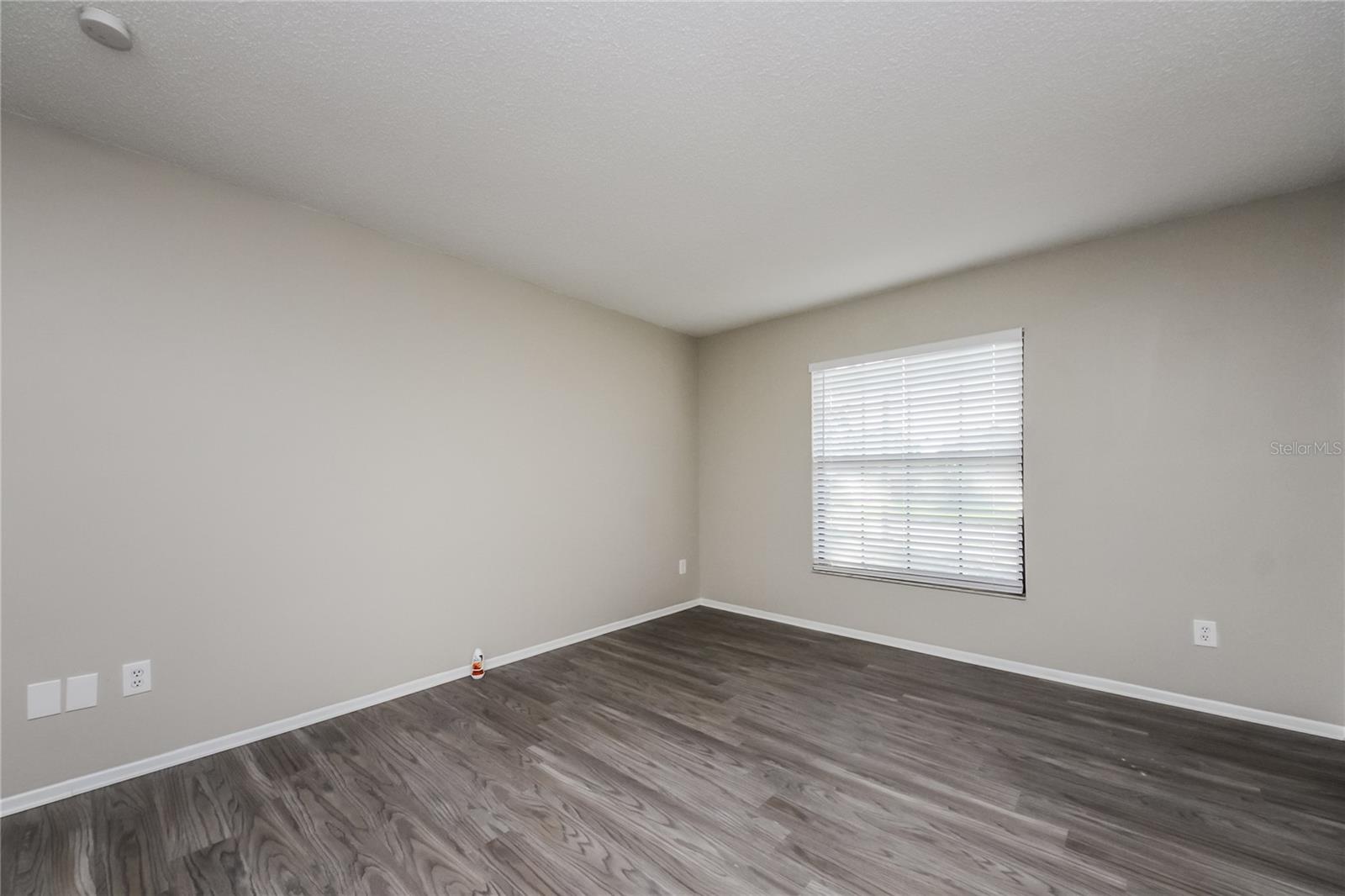 Image 12 of 16 For 2733 Mint Drive