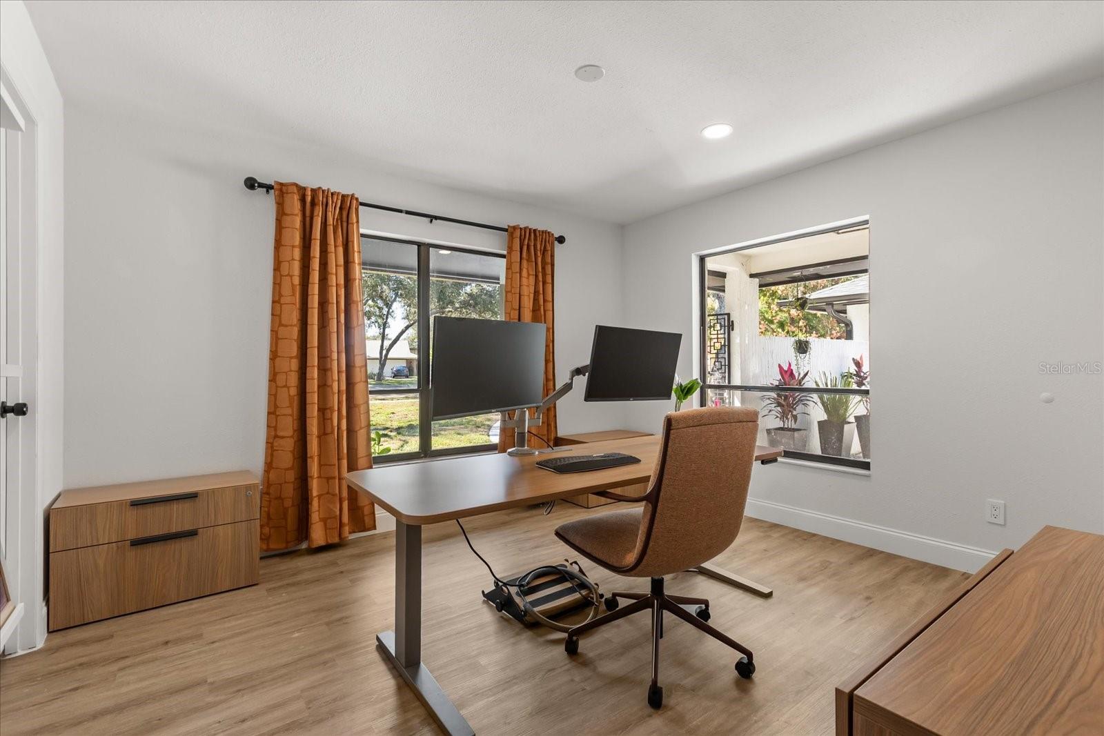 Image 27 of 59 For 448 Village View Lane