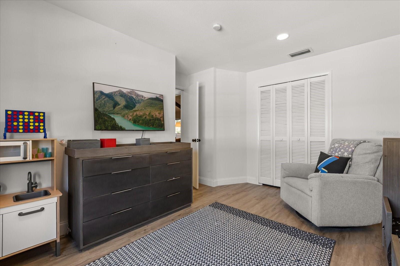 Image 31 of 59 For 448 Village View Lane