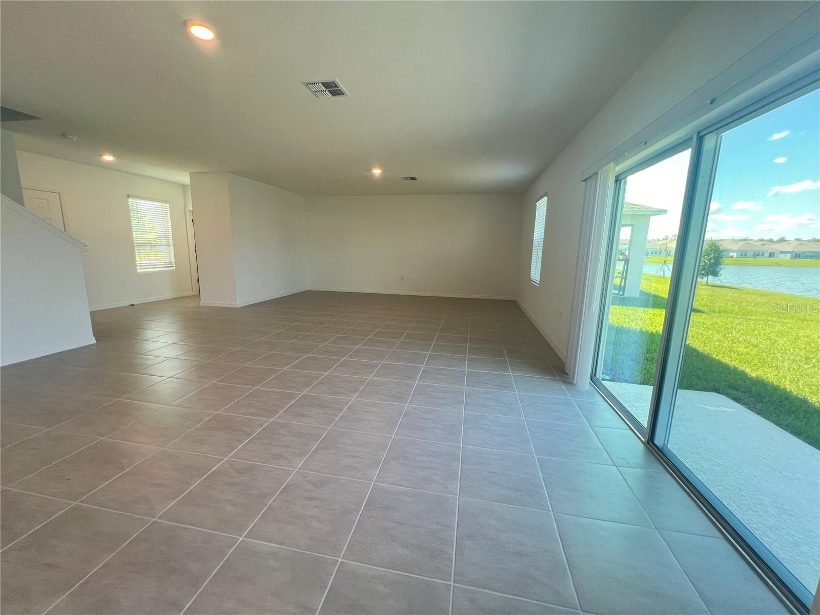 Image 8 of 21 For 4740 Cloister Street