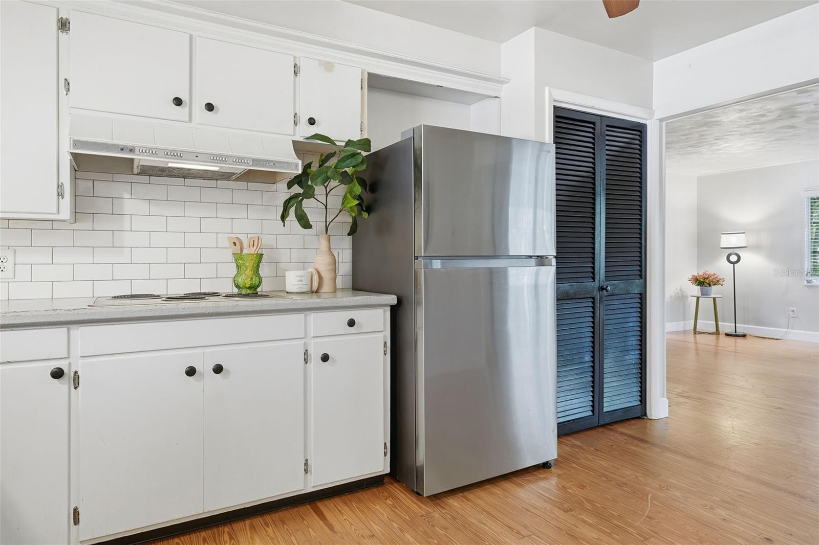 Image 21 of 83 For 1920 Normandy Drive