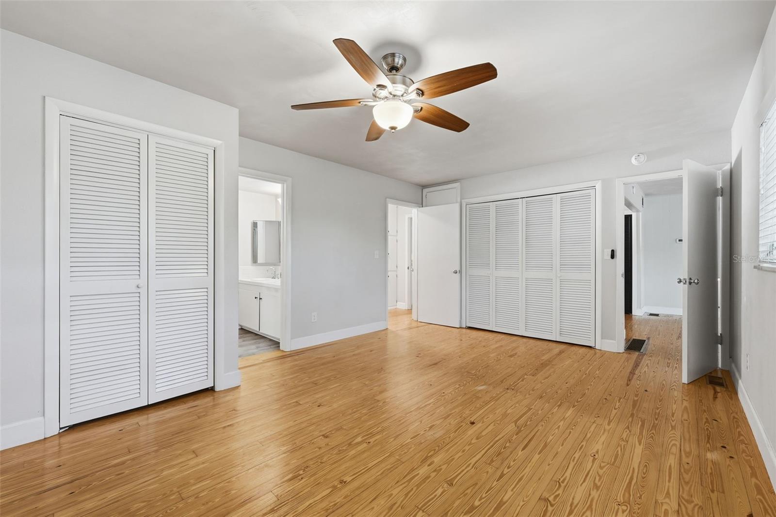 Image 26 of 83 For 1920 Normandy Drive