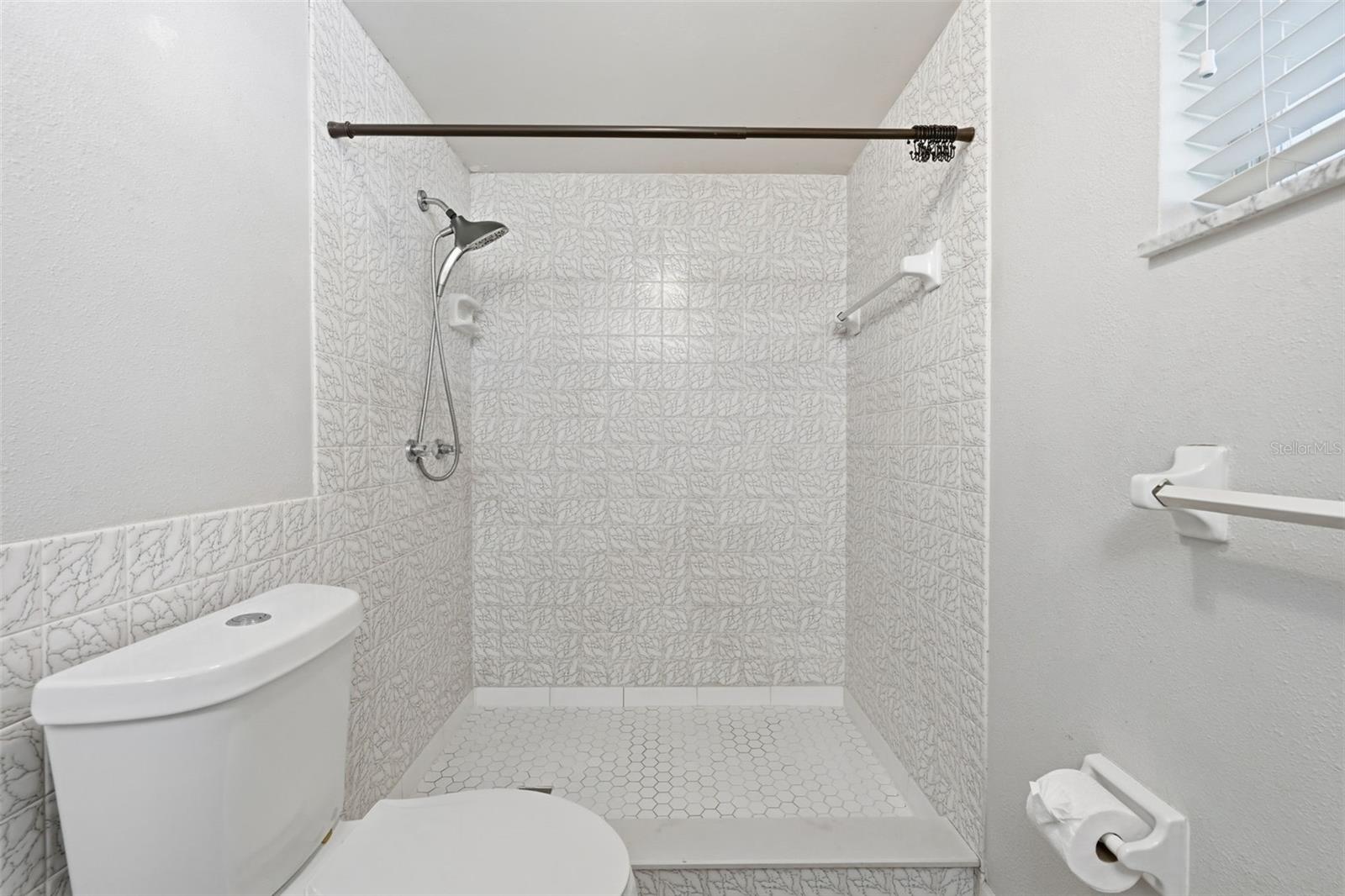 Image 29 of 83 For 1920 Normandy Drive