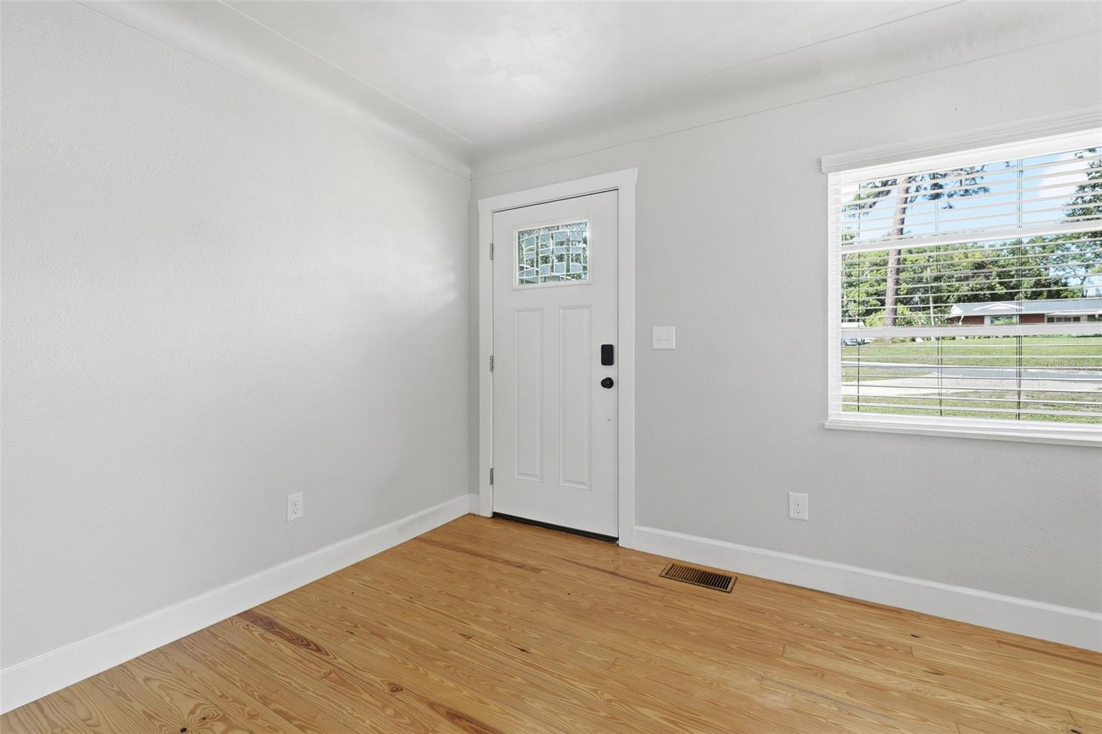 Image 4 of 83 For 1920 Normandy Drive