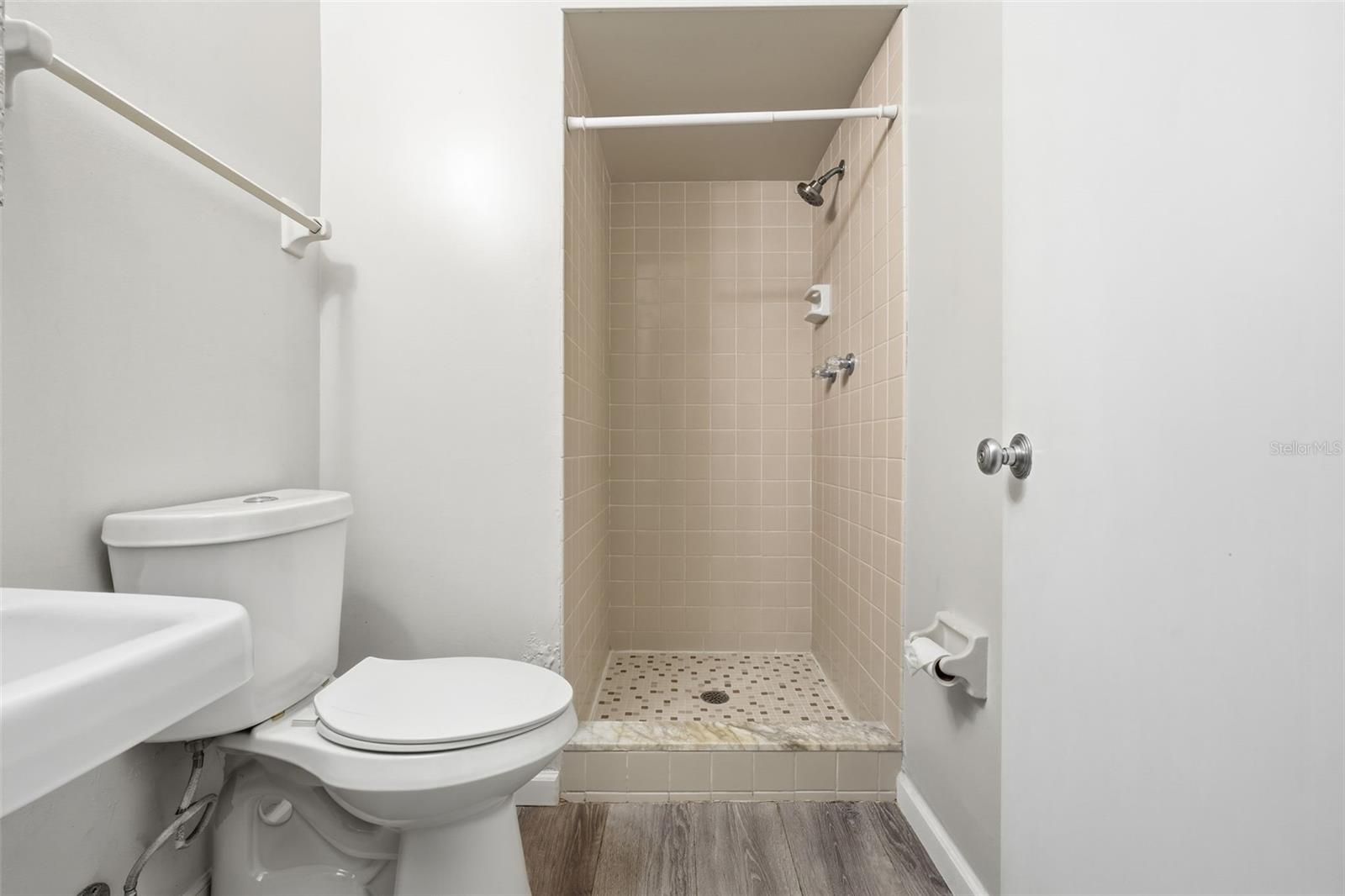 Image 45 of 83 For 1920 Normandy Drive