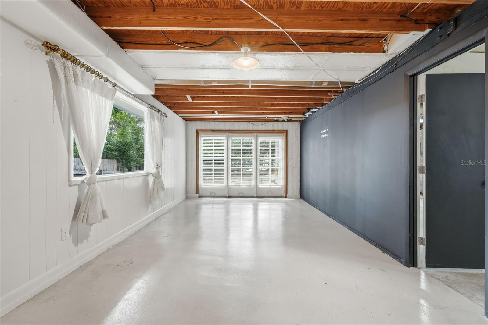 Image 48 of 83 For 1920 Normandy Drive