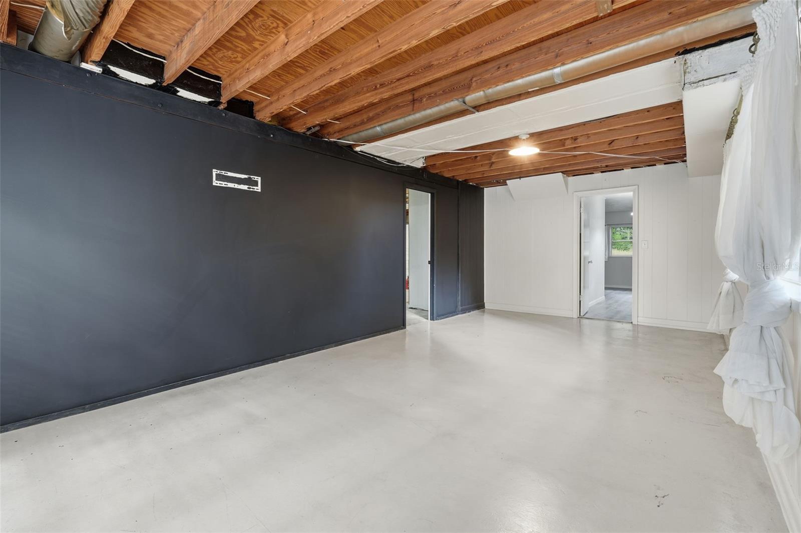 Image 49 of 83 For 1920 Normandy Drive