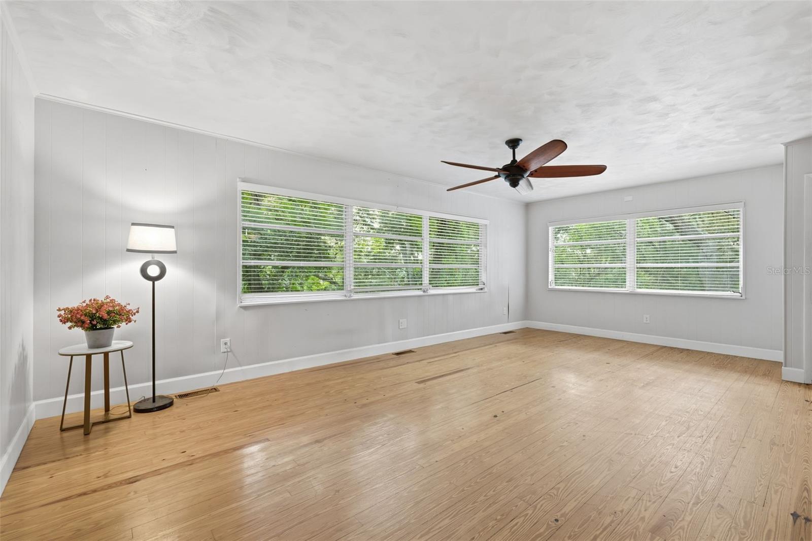 Image 9 of 83 For 1920 Normandy Drive