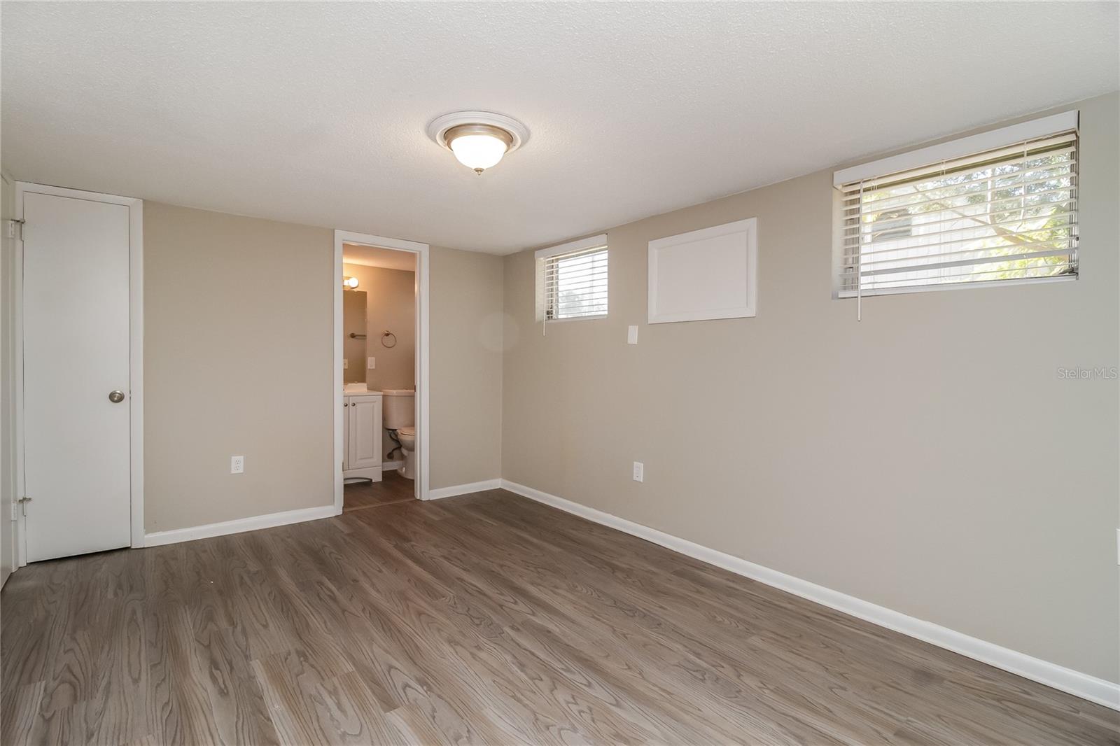 Image 12 of 18 For 840 Florida Avenue