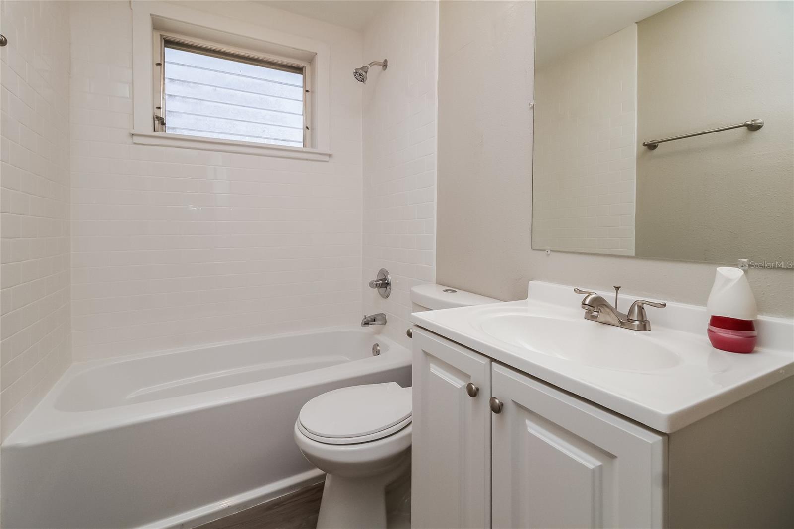 Image 13 of 18 For 840 Florida Avenue