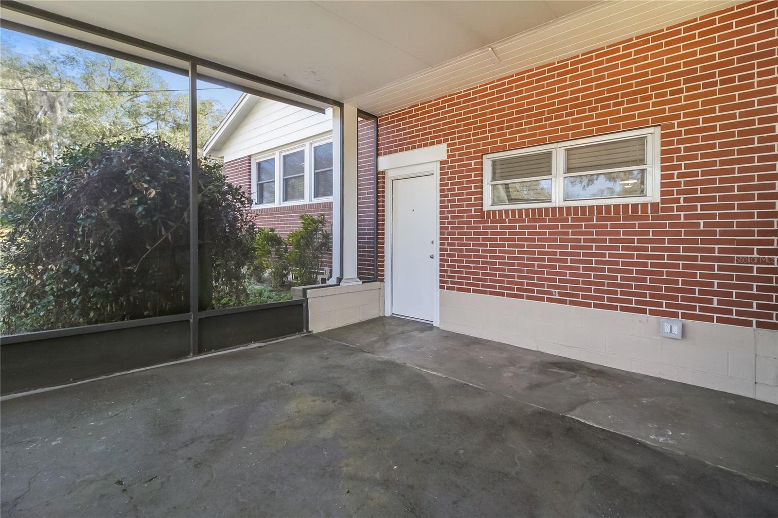 Image 14 of 18 For 840 Florida Avenue