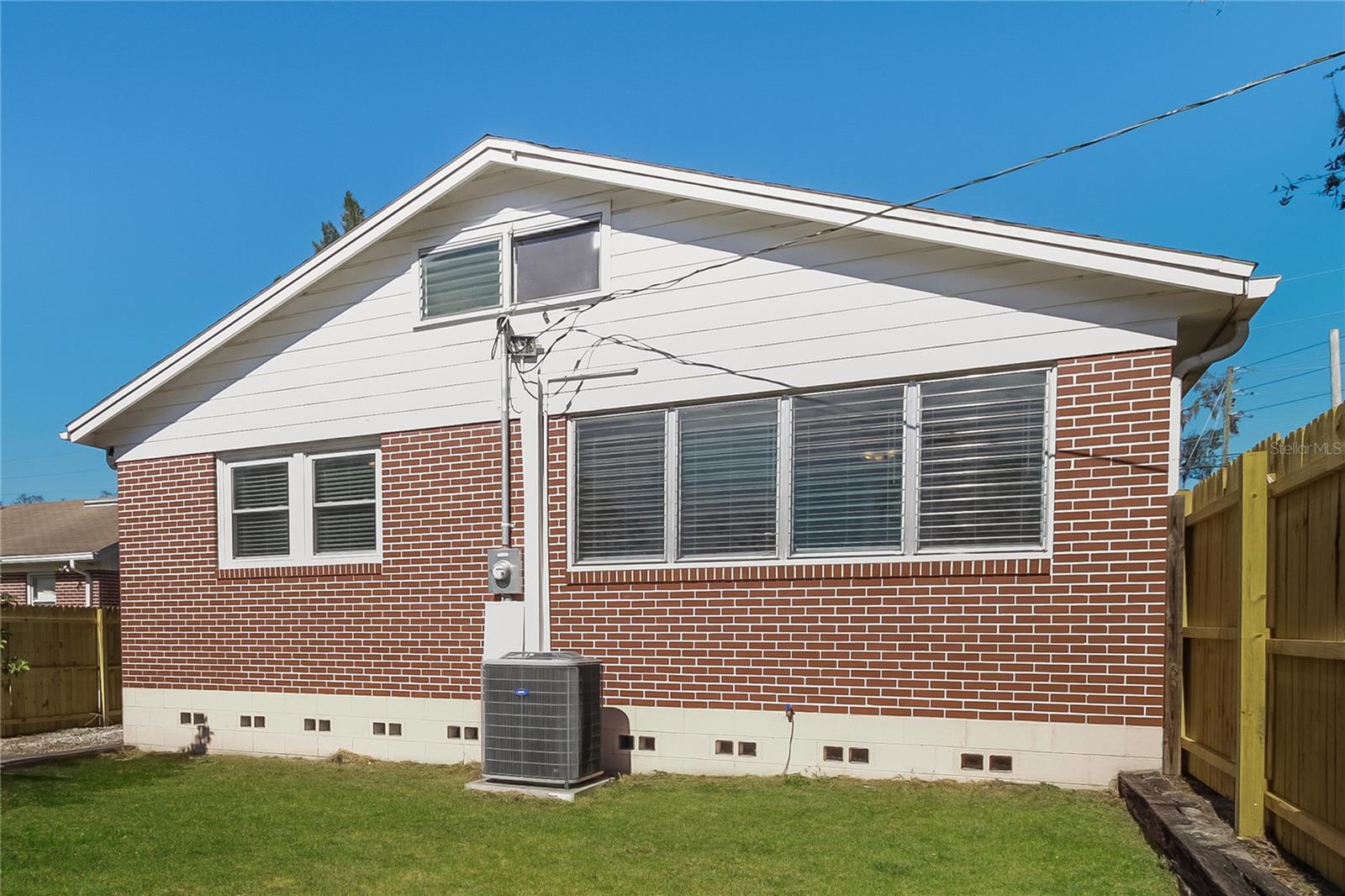 Image 15 of 18 For 840 Florida Avenue