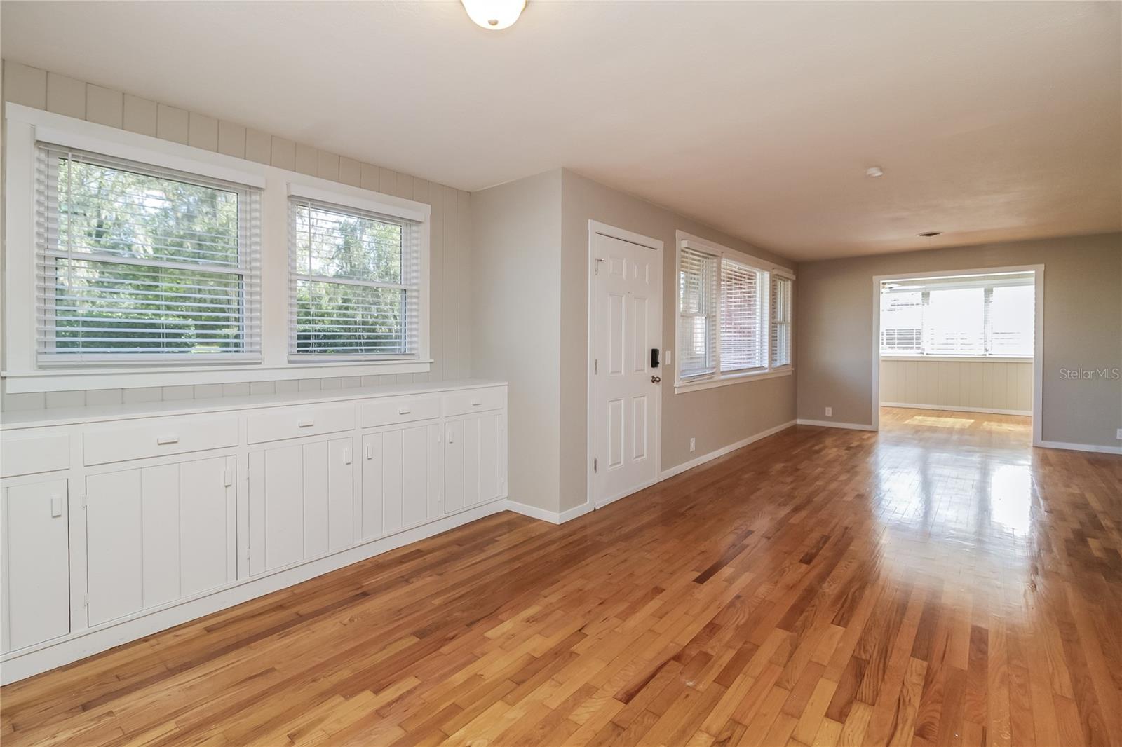 Image 2 of 18 For 840 Florida Avenue