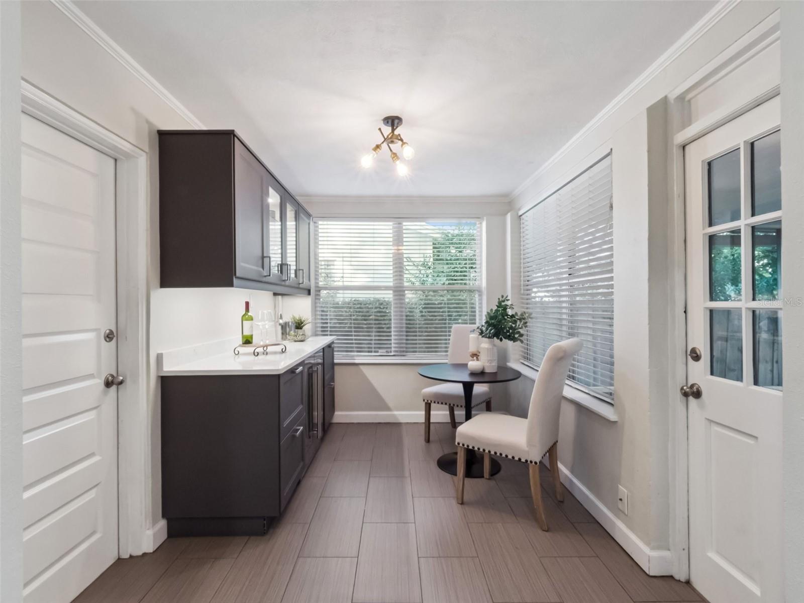 Image 10 of 27 For 1725 Oakmont Lane