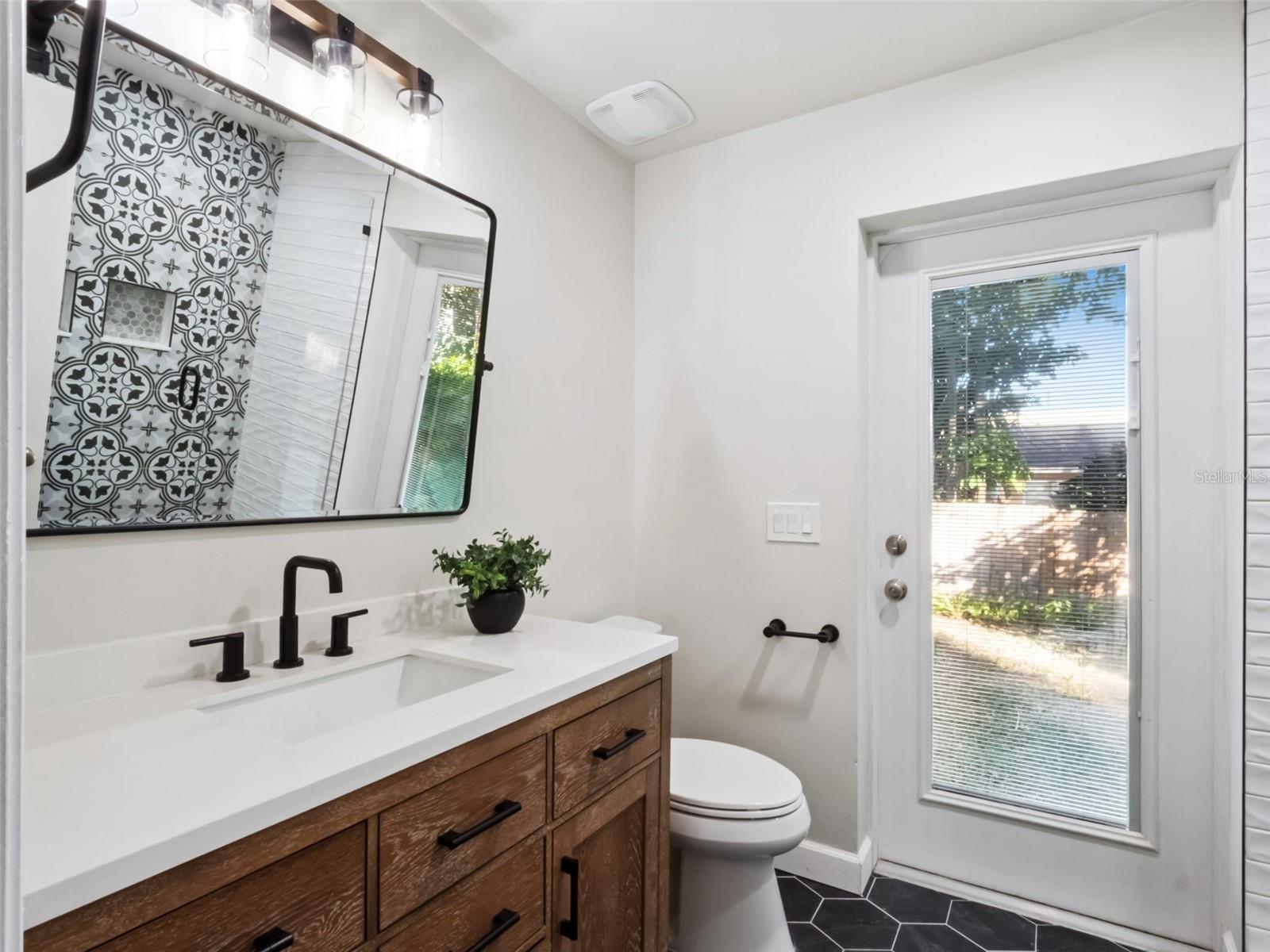 Image 16 of 27 For 1725 Oakmont Lane