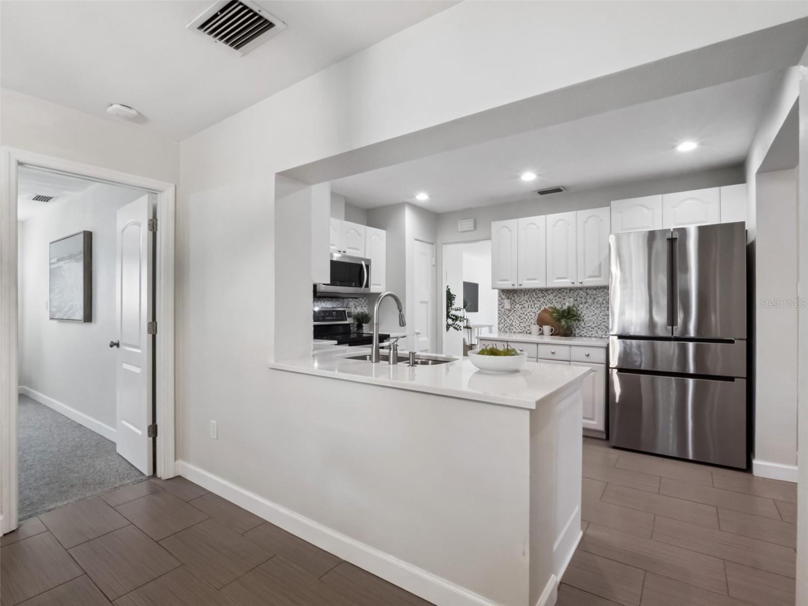 Image 9 of 27 For 1725 Oakmont Lane