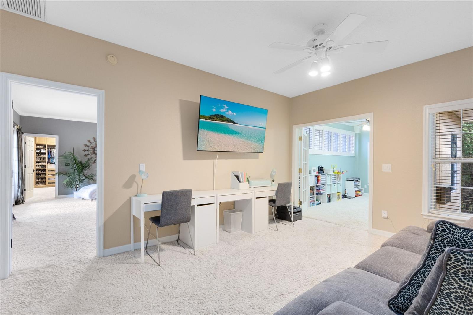 Image 28 of 67 For 1033 Oxford Street