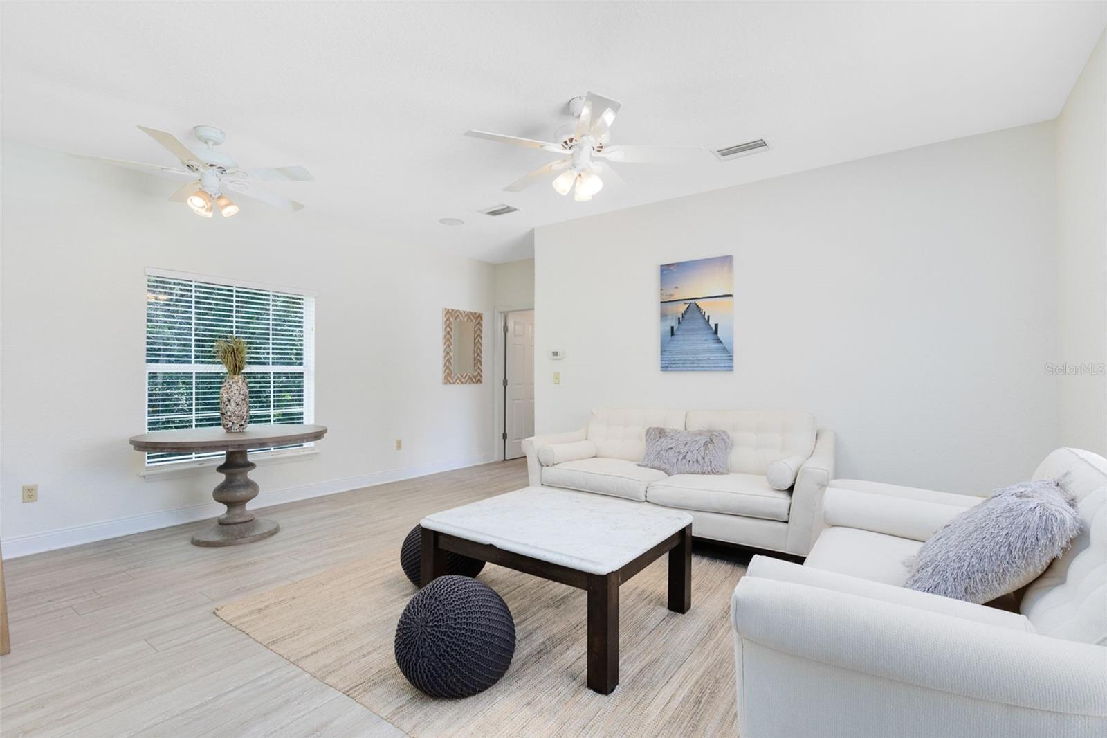 Image 36 of 67 For 1033 Oxford Street