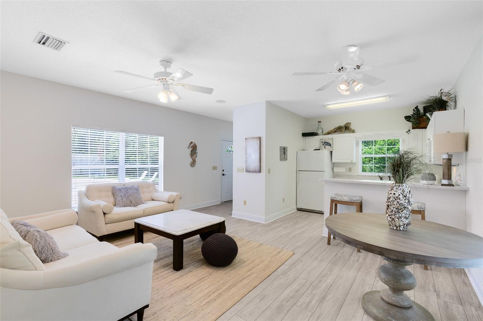 Image 37 of 67 For 1033 Oxford Street