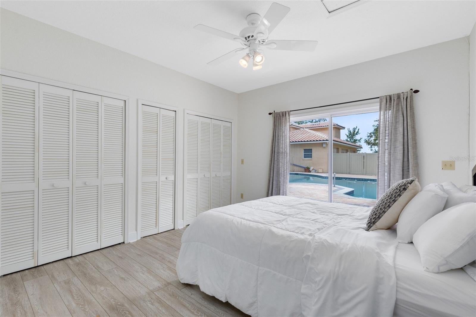 Image 39 of 67 For 1033 Oxford Street