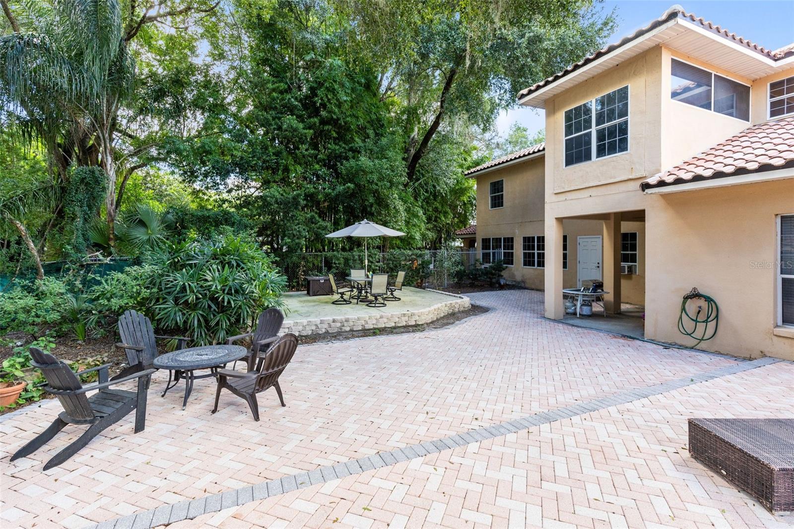 Image 41 of 67 For 1033 Oxford Street