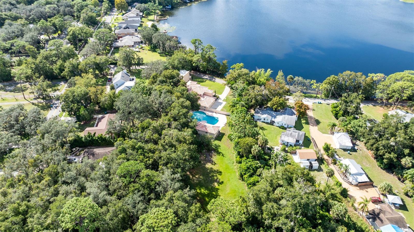 Image 66 of 67 For 1033 Oxford Street